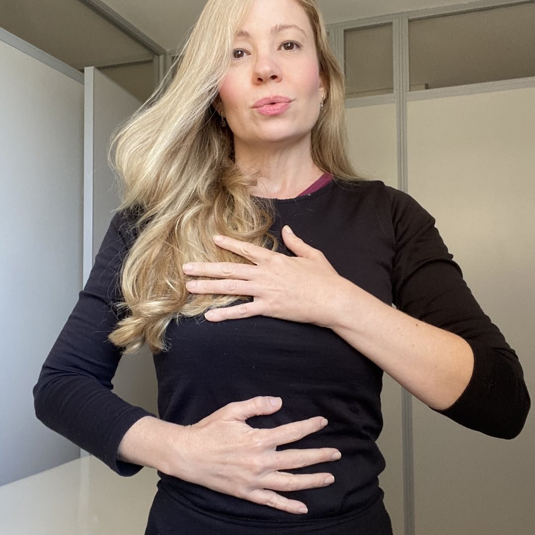 Barriga estufada o tempo todo? A respiração pode estar influenciando
